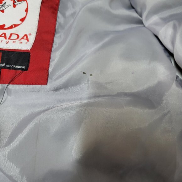 Canada Weather Gear Black Quilted Puffer Vest Women’s Size Medium - Picture 6 of 7